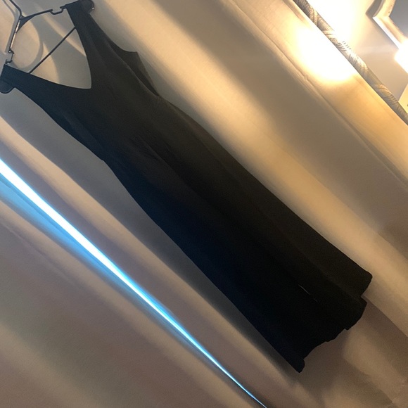 Black tie back jumpsuit - Picture 1 of 4